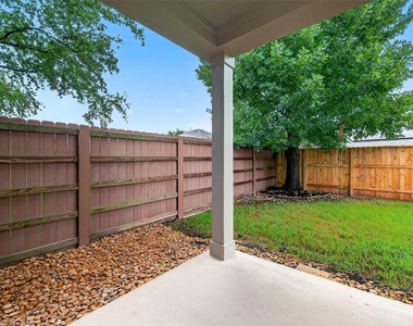 5403 Canyon Hollow Drive - Photo Thumbnail 39