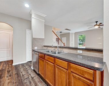 5403 Canyon Hollow Drive - Photo Thumbnail 23