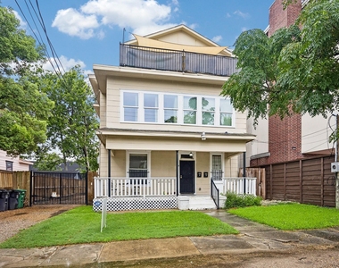2010 Crocker Street - Photo Thumbnail 10