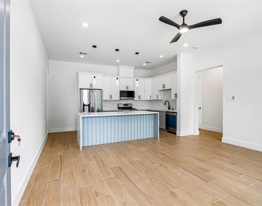 4815 Cruse Rd - Photo Thumbnail 3