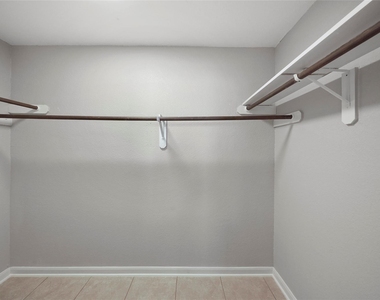 2526 Appian Way - Photo Thumbnail 12