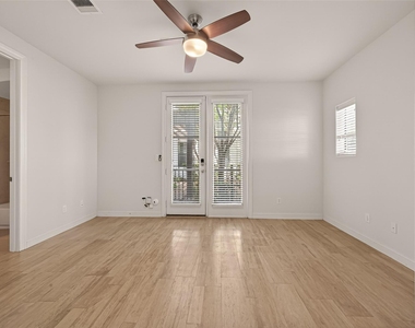 3217 Maxroy Street - Photo Thumbnail 7
