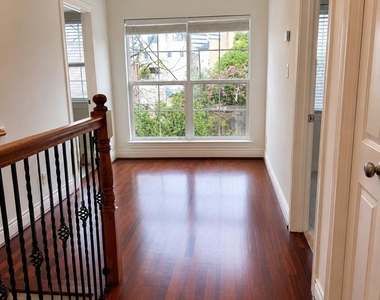 5622 Dolores Street - Photo Thumbnail 9