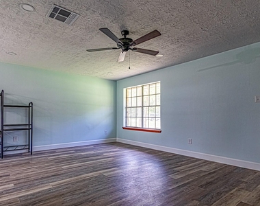 282 Normagene Street - Photo Thumbnail 2