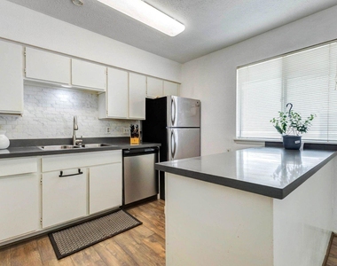 4040 San Felipe Street - Photo Thumbnail 2