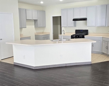 22531 Lavender Knoll Lane - Photo Thumbnail 5