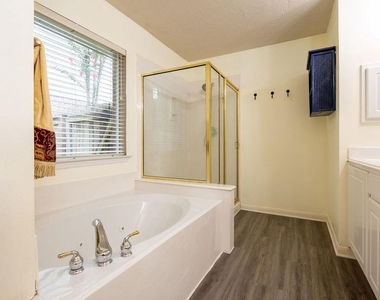 175 N Wimberly Way - Photo Thumbnail 20