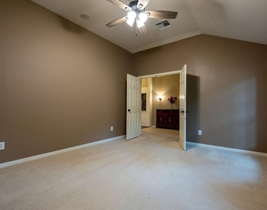 175 N Wimberly Way - Photo Thumbnail 27