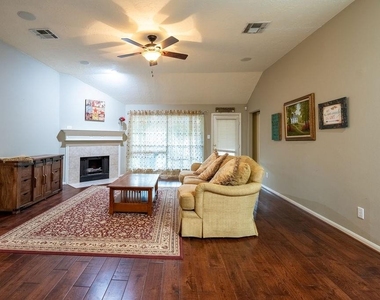 175 N Wimberly Way - Photo Thumbnail 15