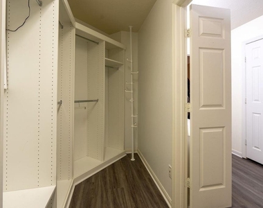 175 N Wimberly Way - Photo Thumbnail 25