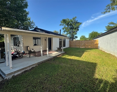 5409 Deborah Lane - Photo Thumbnail 20