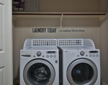 1422 W 24th Street - Photo Thumbnail 19