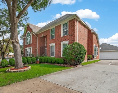 3503 Ashlock Drive - Photo Thumbnail 3