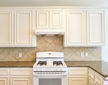 22147 Canyonwood Park Lane - Photo Thumbnail 14