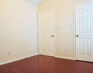 22147 Canyonwood Park Lane - Photo Thumbnail 25