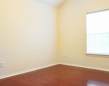 22147 Canyonwood Park Lane - Photo Thumbnail 29