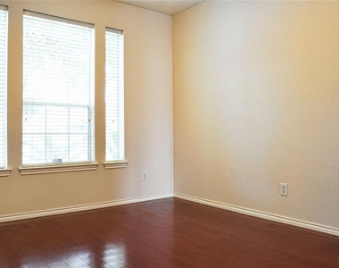 22147 Canyonwood Park Lane - Photo Thumbnail 7