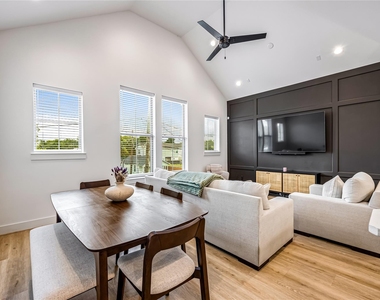 1508 Ryon Street - Photo Thumbnail 11