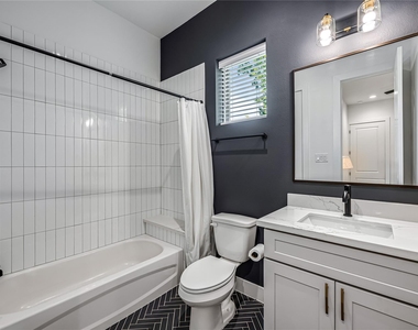 1508 Ryon Street - Photo Thumbnail 20