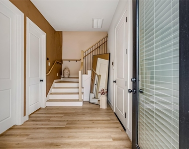 1508 Ryon Street - Photo Thumbnail 2