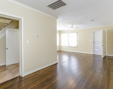 612 W Alabama Street - Photo Thumbnail 19