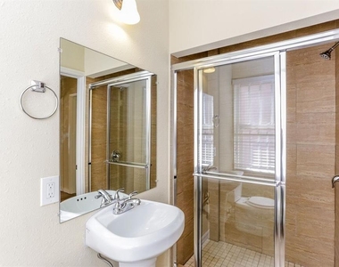 612 W Alabama Street - Photo Thumbnail 17