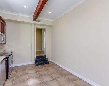 612 W Alabama Street - Photo Thumbnail 3