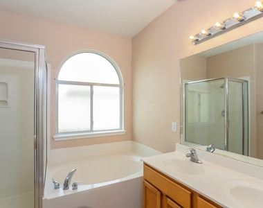 6119 Briscoe Leaf - Photo Thumbnail 10