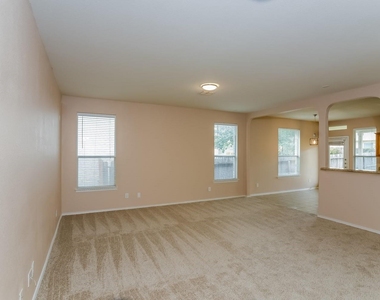 6119 Briscoe Leaf - Photo Thumbnail 2