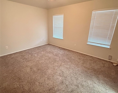 1418 Carolina Grove Lane - Photo Thumbnail 6