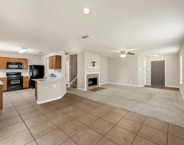 7507 Cypress Edge Drive - Photo Thumbnail 3