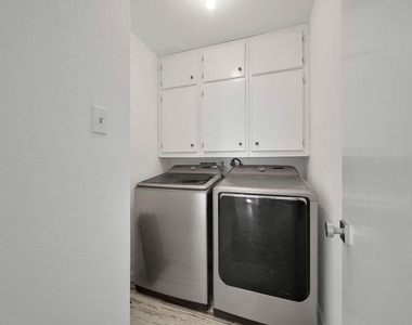 10904 Birch Drive - Photo Thumbnail 29