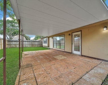 10904 Birch Drive - Photo Thumbnail 43