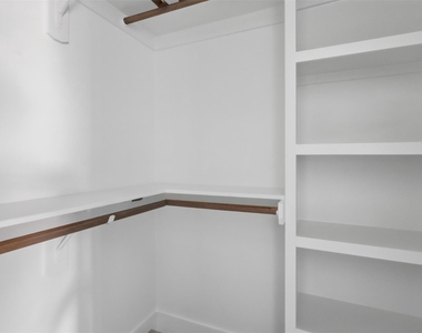 4606 Mallow Street - Photo Thumbnail 22