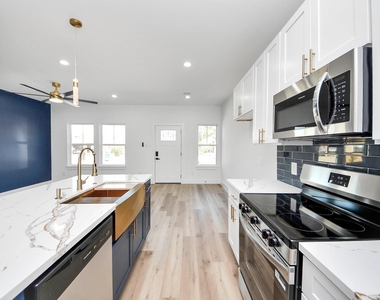 4606 Mallow Street - Photo Thumbnail 7