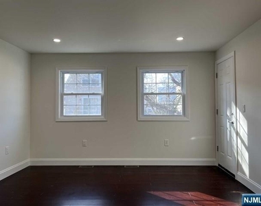 32 Prospect - Photo Thumbnail 5