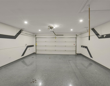 10919 Walts Run Lane - Photo Thumbnail 11