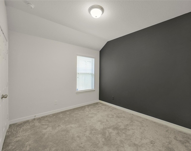 10919 Walts Run Lane - Photo Thumbnail 4