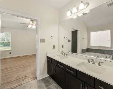 10919 Walts Run Lane - Photo Thumbnail 40