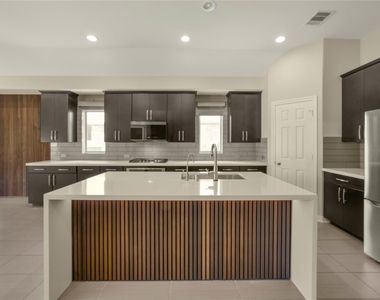 10919 Walts Run Lane - Photo Thumbnail 24