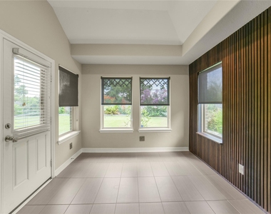 10919 Walts Run Lane - Photo Thumbnail 35