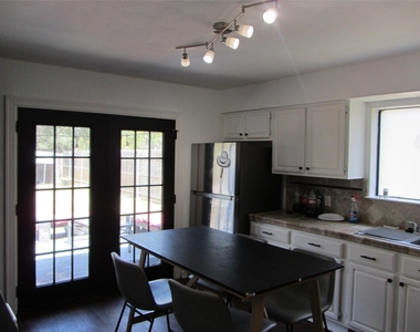 907 Welsh Avenue - Photo Thumbnail 10