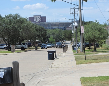 907 Welsh Avenue - Photo Thumbnail 3