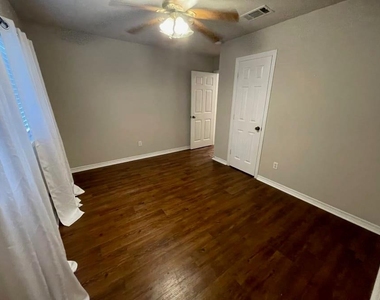 907 Welsh Avenue - Photo Thumbnail 12
