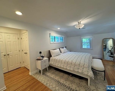 575 Knickerbocker - Photo Thumbnail 14