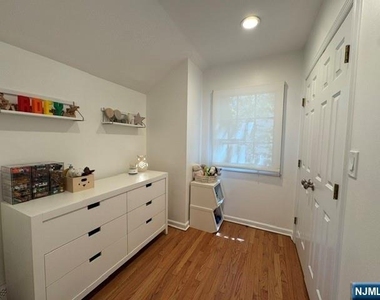 575 Knickerbocker - Photo Thumbnail 12