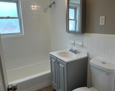 1266 Teaneck - Photo Thumbnail 7