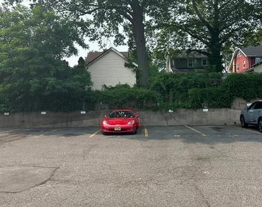 1266 Teaneck - Photo Thumbnail 8