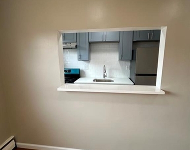1266 Teaneck - Photo Thumbnail 4