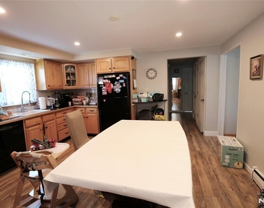 47 Van Dyke - Photo Thumbnail 1